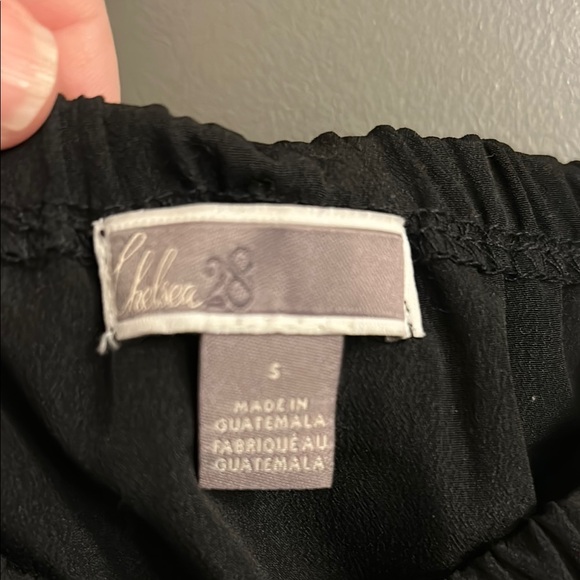 Elegant Black Ruffle Dress - Picture 6 of 8